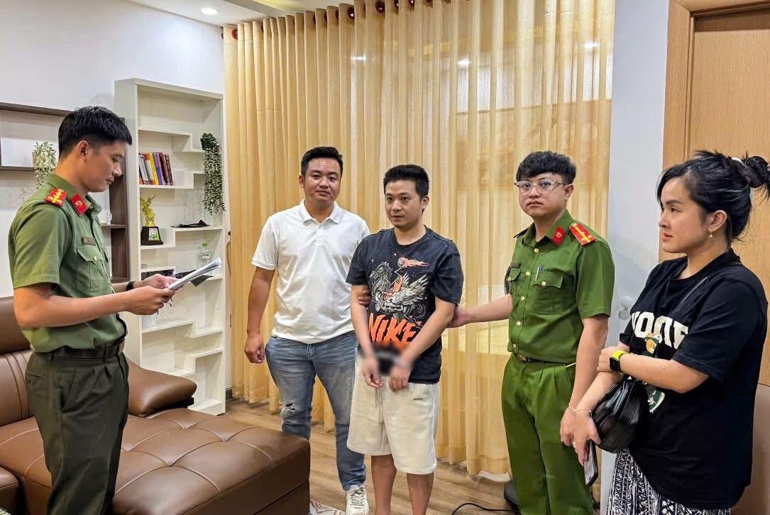 Công an Khánh Hoà bắt giữ tội phạm Trung Quốc bị Interpol truy nã đỏ