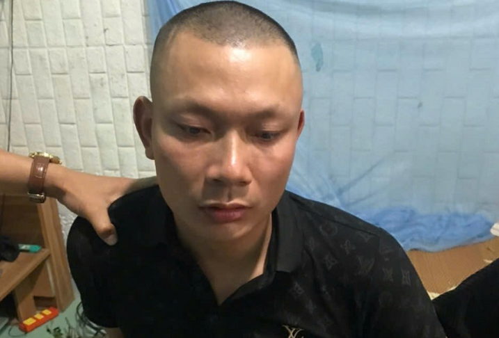 Bắt đối tượng dùng dao uy hiếp nhân viên kỹ thuật, cướp tài sản